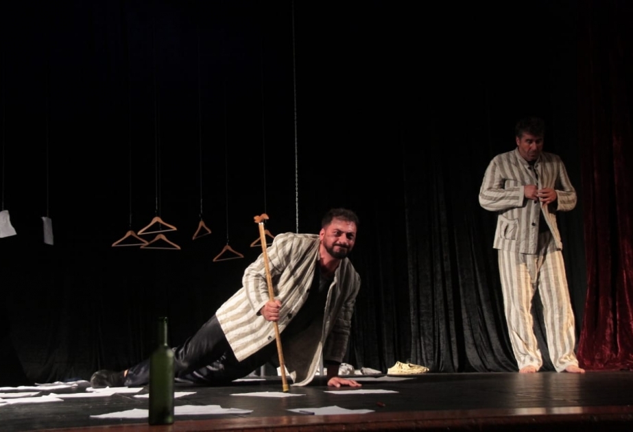 Naxçıvan Dövlət Milli Dram Teatrı "Qonaq Teatr" layihəsi çərçivəsində Bakıda çıxış edib