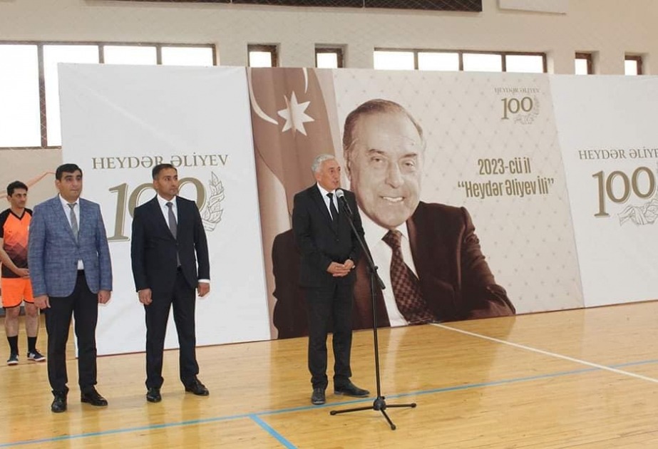 Qəbələdə Ulu Öndərə həsr olunan futzal üzrə xatirə turnirinə start verilib