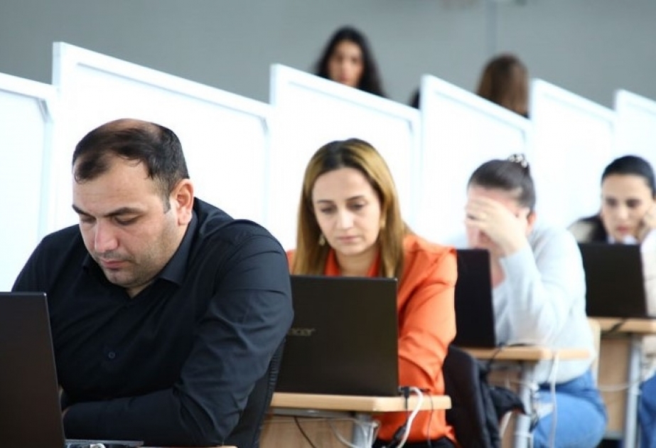 BŞTİ: Direktor müavinlərinin işə qəbulu üzrə test imtahanında 1 843 namizəd iştirak edib