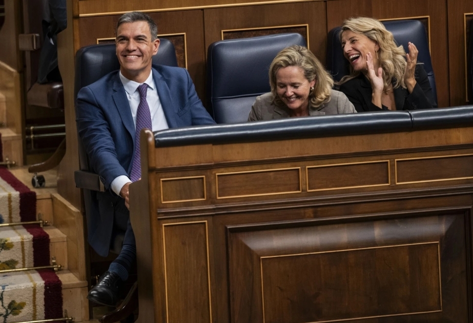 Spain’s reelected Premier Sanchez unveils new Cabinet with 22 ministers