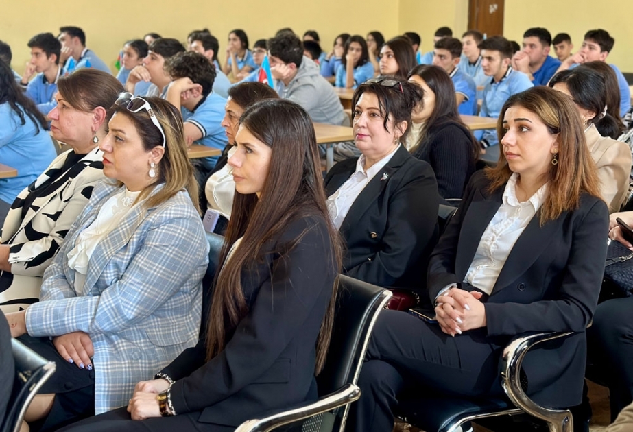 Məktəblilər fövqəladə hallar zamanı davranış qaydalarına dair maarifləndiriliblər