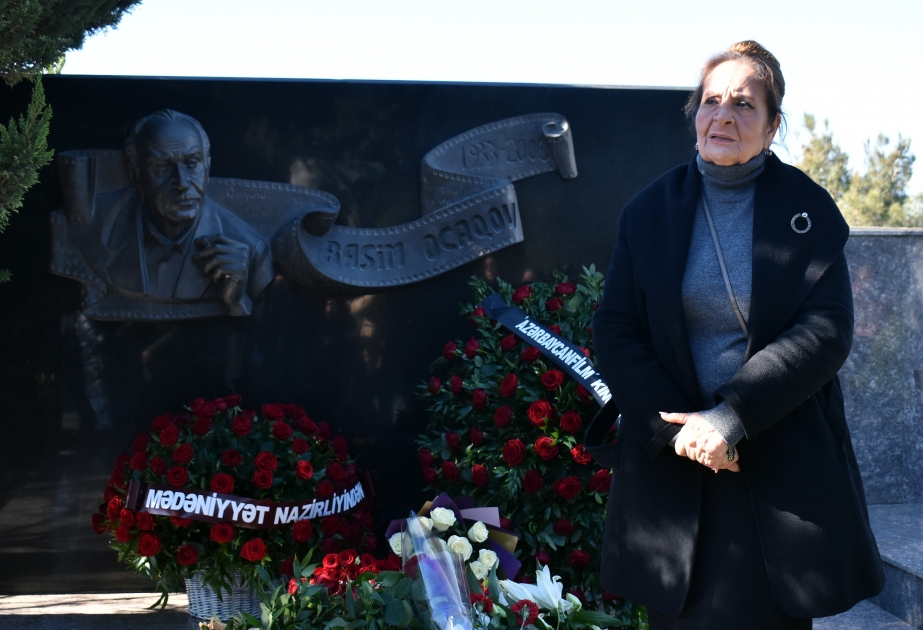 Görkəmli kinorejissor, Xalq artisti Rasim Ocaqovun xatirəsi anılıb