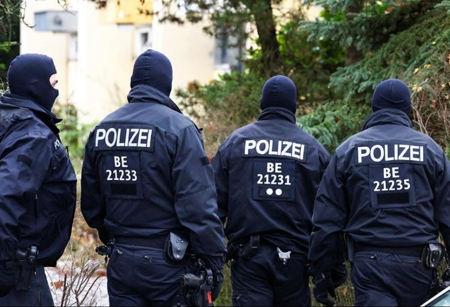 Almaniyada sağçı ekstremistlərə qarşı miqyaslı əməliyyat keçirilib