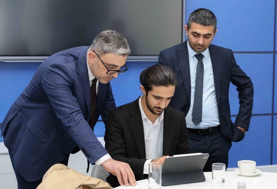 UNEC tələbələri üçün növbəti dəfə mentorluq proqramı təşkil edilib