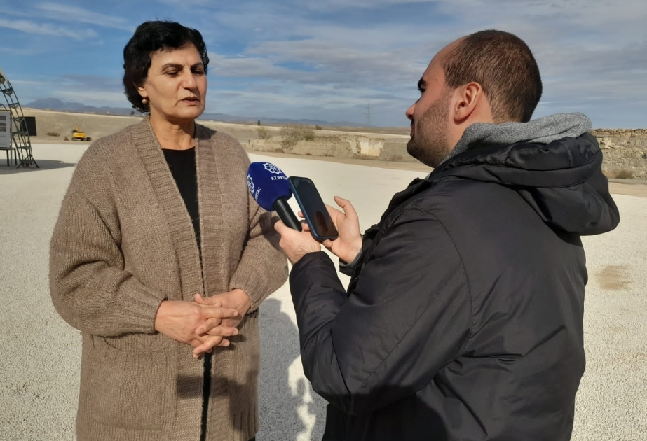 Soltanlı kəndinin sakini: Evlərimizin tikilməsinə başlandığı üçün çox xoşbəxtik