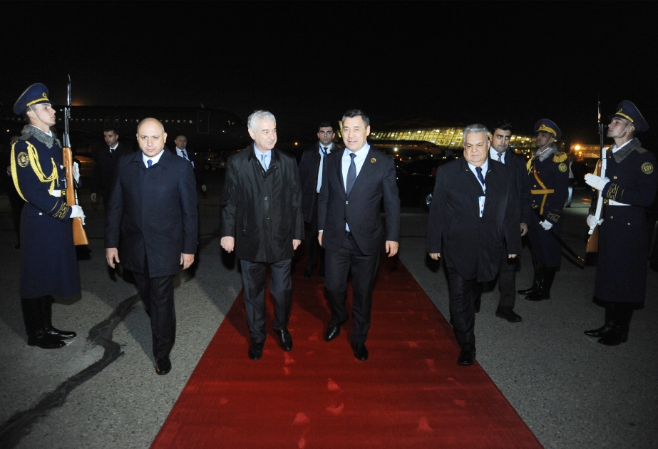 Presidente de Kirguistán finaliza su visita a Azerbaiyán