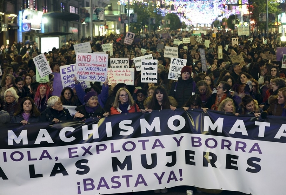 El movimiento feminista sale de nuevo dividido a las calles contra la violencia machista