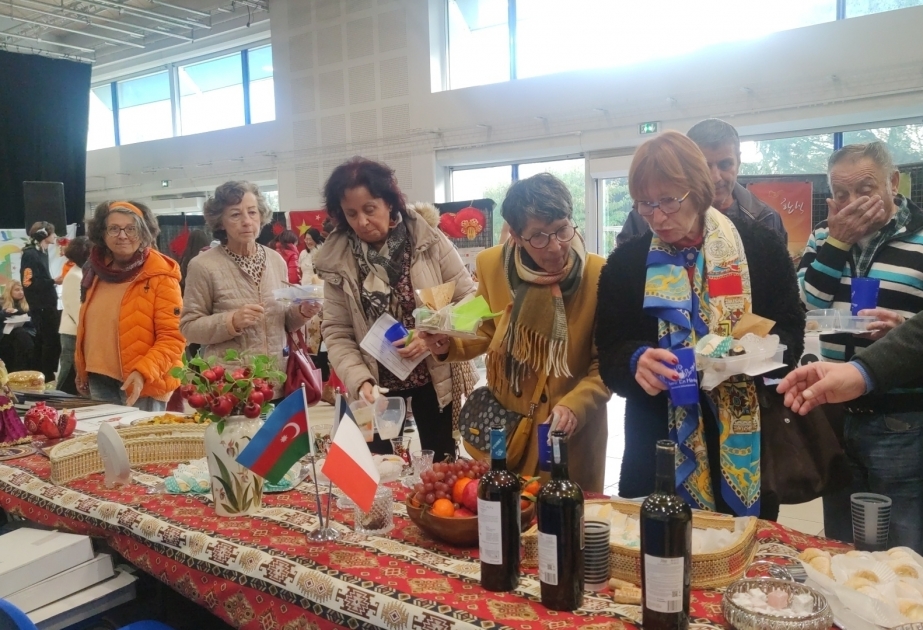 На фестивале Les Papilles du monde представлены культура и национальная кухня Азербайджана