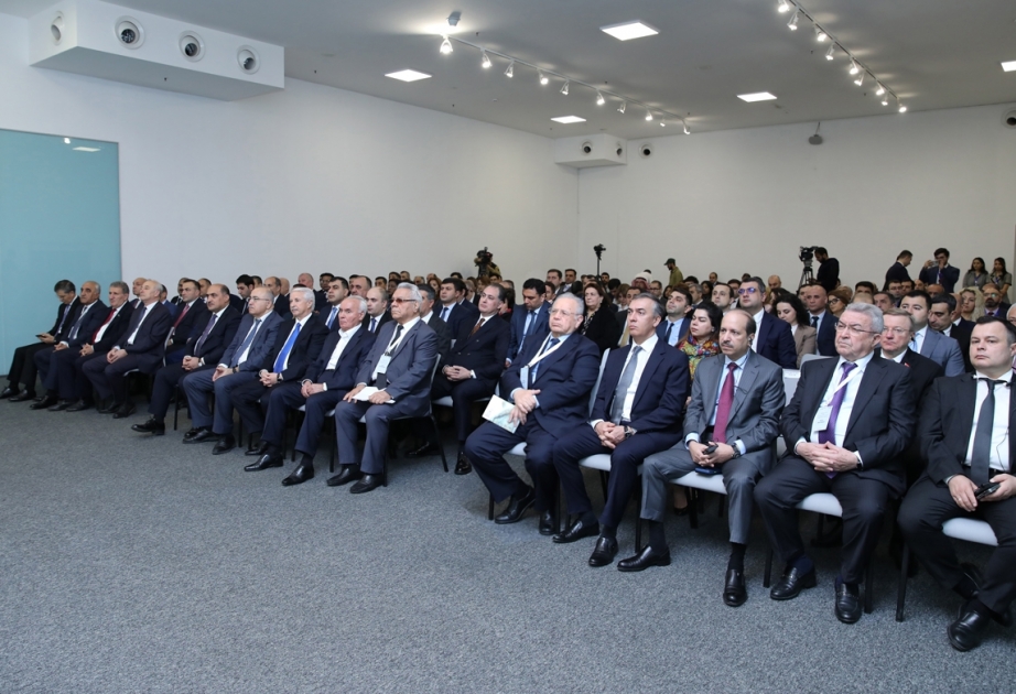 “Heydər Əliyev və Azərbaycan iqtisadiyyatı” mövzusunda beynəlxalq konfrans keçirilib