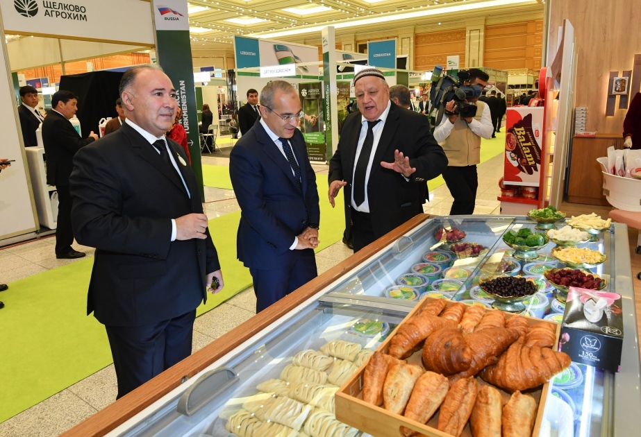 İqtisadiyyat naziri “Agro-Pack Turkmenistan 2023” beynəlxalq sərgisində iştirak edib