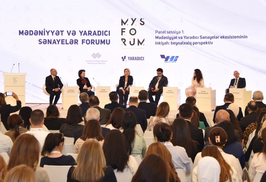 Mədəniyyət və yaradıcı sənayelər ekosisteminin inkişafına həsr olunan panel sessiya keçirilib