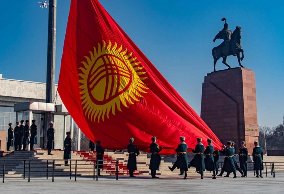 Qırğızıstan parlamenti dövlət bayrağının dəyişdirilməsi barədə qanun layihəsini təsdiqləyib