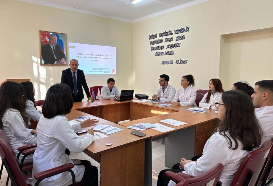 BDU tələbələri İİV infeksiyasına qarşı mübarizə tədbirləri barədə məlumatlandırılıb