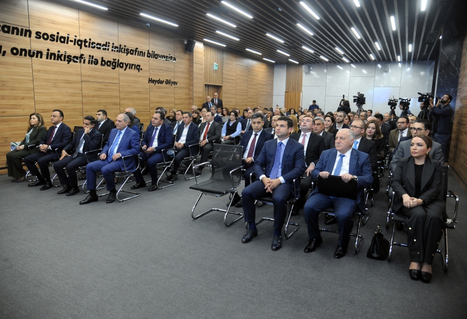 Səhiyyə Nazirliyi və KOBİA-nın təşkilatçılığı ilə “Heydər Əliyev və özəl tibb sektoru” mövzusunda tədbir keçirilib