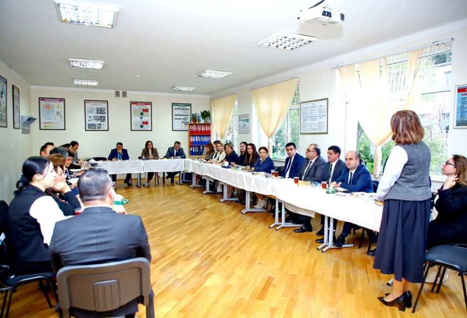 BŞTİ kurasiyalar üzrə məktəb direktorları ilə görüş keçirib