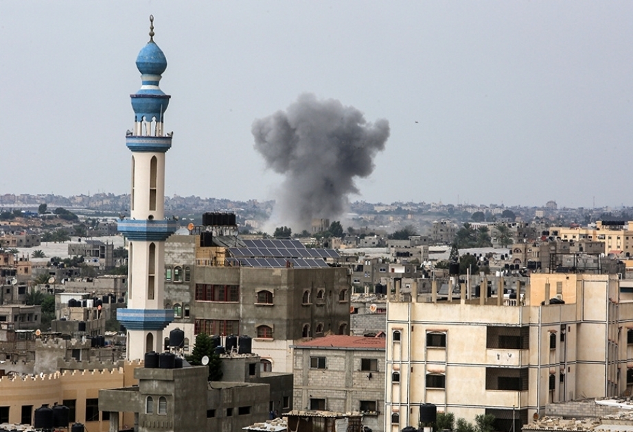 Israel and Hamas agree to extend their cease-fire by another day