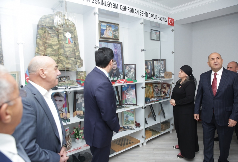 Хачмазские бизнесмены подарили квартиру матери шехида