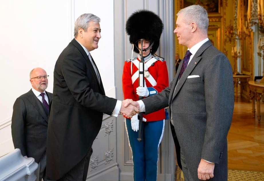 El Embajador de Azerbaiyán presenta sus credenciales a la Reina de Dinamarca