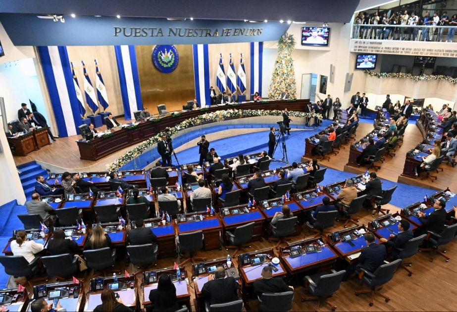 El Salvador: Präsident nimmt Auszeit – für Wiederwahl