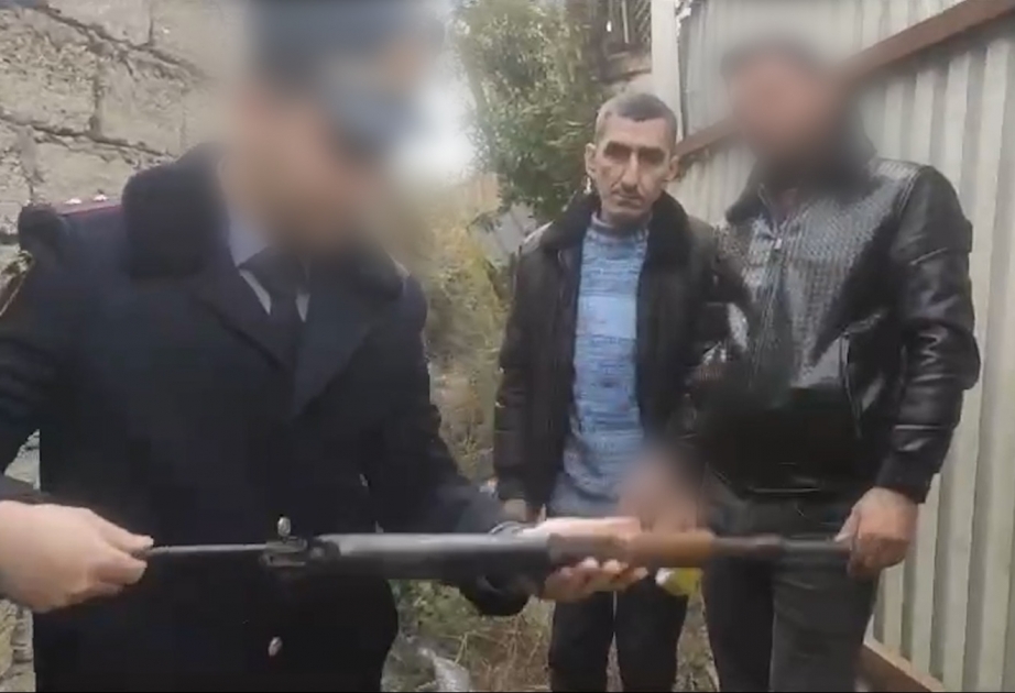 Bakıda “Kalaşnikov” avtomatını gizlədən şəxs saxlanılıb VİDEO