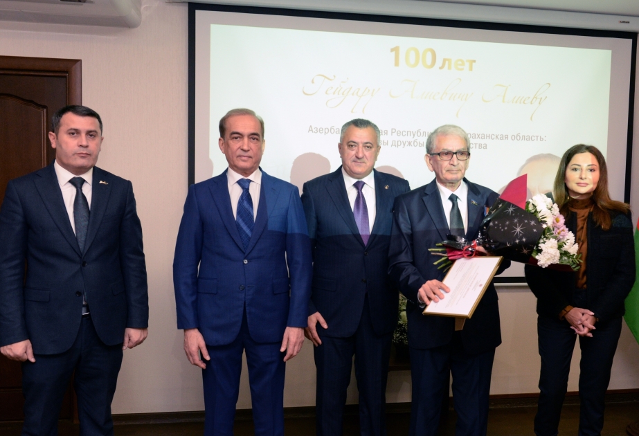 Həştərxanda Ulu Öndər Heydər Əliyevin 100 illik yubileyinə həsr olunmuş tədbirlərin iştirakçıları mükafatlandırılıblar