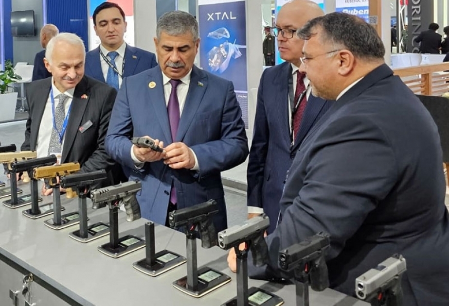 Le ministre azerbaïdjanais de la Défense est en visite en Egypte