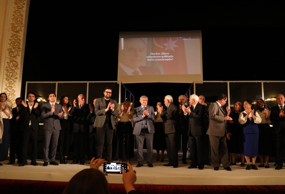 Lənkəran Teatrında “İki iyirmi üç arasında” tamaşası nümayiş olunub