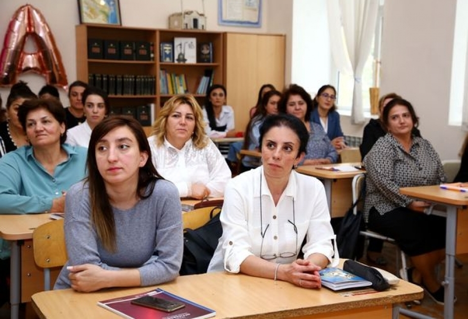 Məktəbəqədər təhsil müəssisələrinin heyəti üçün təşkil olunmuş təlimlər başa çatıb
