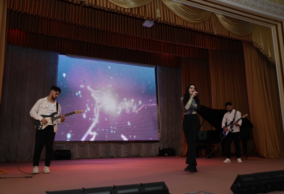 BDU-da Beynəlxalq Könüllülər Gününə həsr olunmuş konsert proqramı