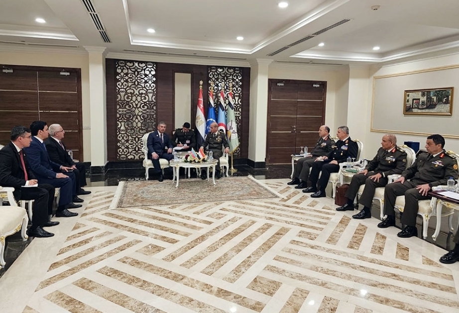 Verteidigungsminister von Ägypten und Aserbaidschan erörtern militärische Zusammenarbeit