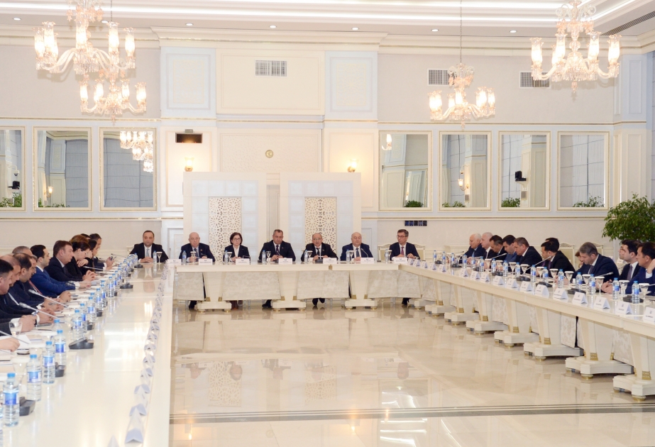 Milli Məclisdə Qərbi Azərbaycana qayıdışa gənclərin baxışı mövzusunda ictimai dinləmə keçirilir
