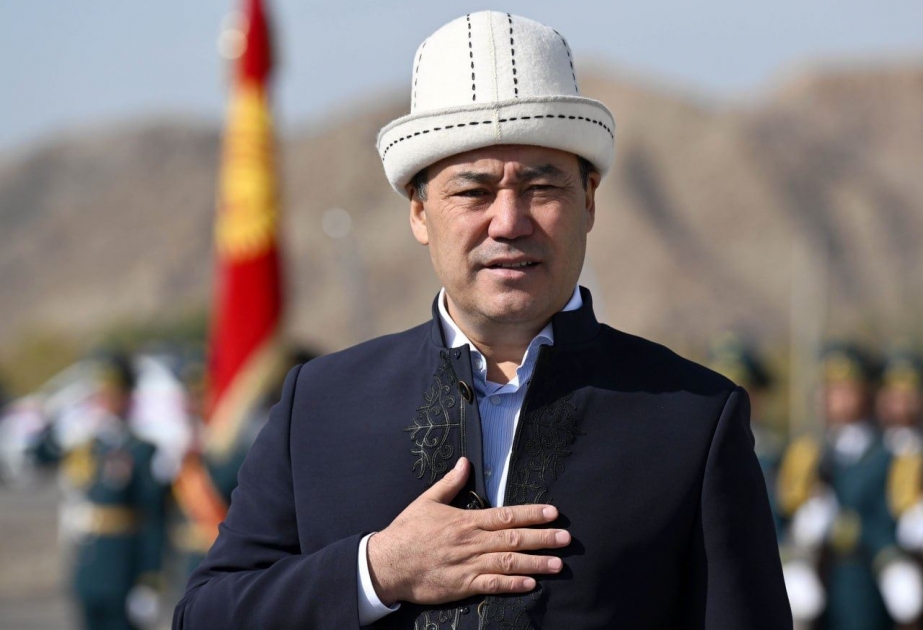 Qırğızıstan prezidenti ad günündə məmurların ona hədiyyə verməsini qadağan edib
