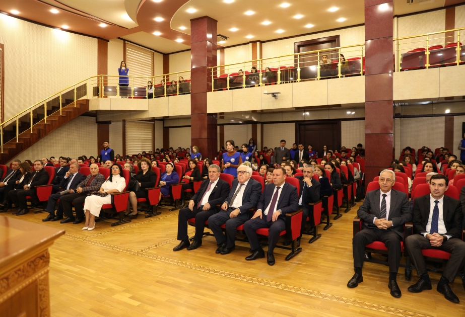 BDU-da Xalq yazıçısı Anarın 85 illik yubileyinə həsr olunmuş elmi konfrans keçirilib