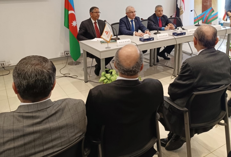 Qahirədə "Heydər Əliyevin düşüncələrində ərəb və İslam aləmi" adlı kitabın təqdimat mərasimi olub