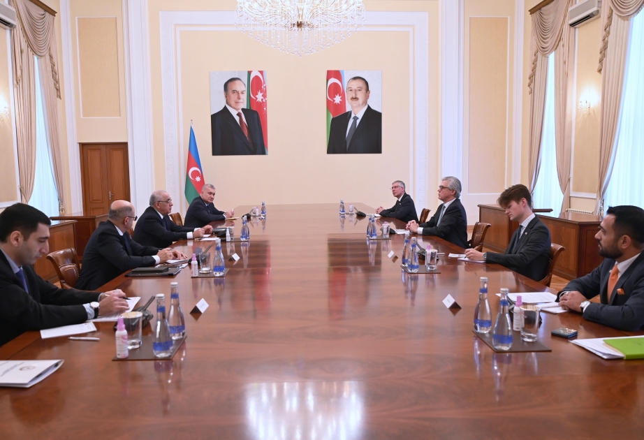 Primer ministro de Azerbaiyán abordó las relaciones bilaterales con el Ministro de Estado británico