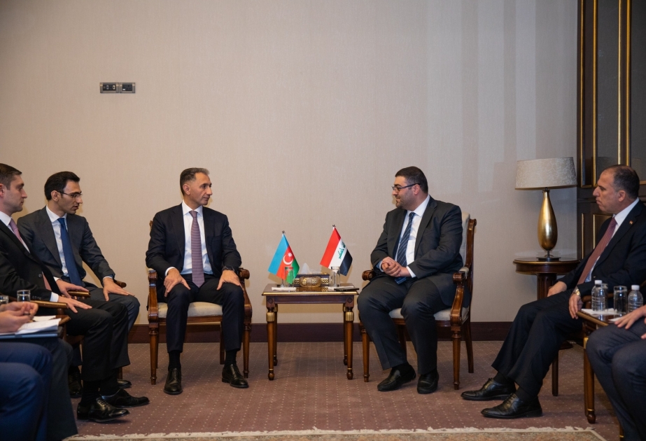 Azerbaiyán e Irak firman un memorando de entendimiento sobre radiodifusión en frecuencia modulada