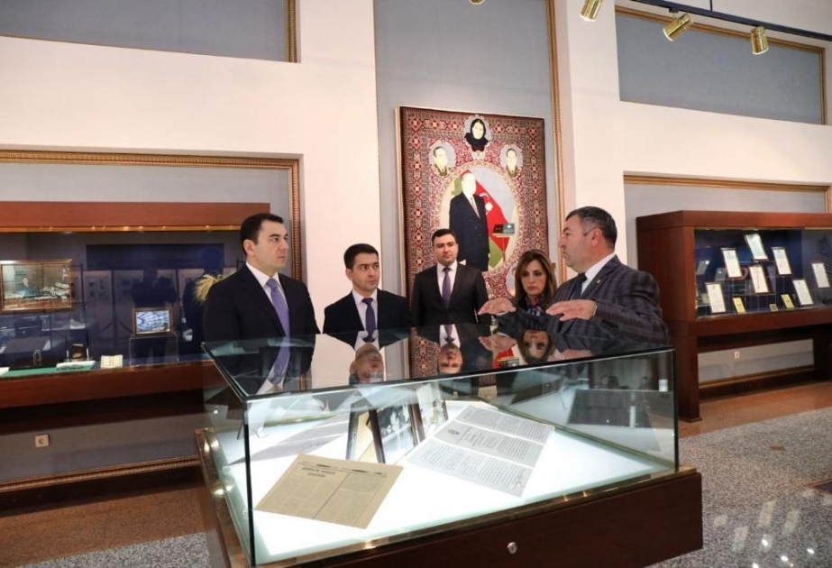 Mədəniyyət naziri Naxçıvan şəhərində Heydər Əliyev Muzeyini ziyarət edib