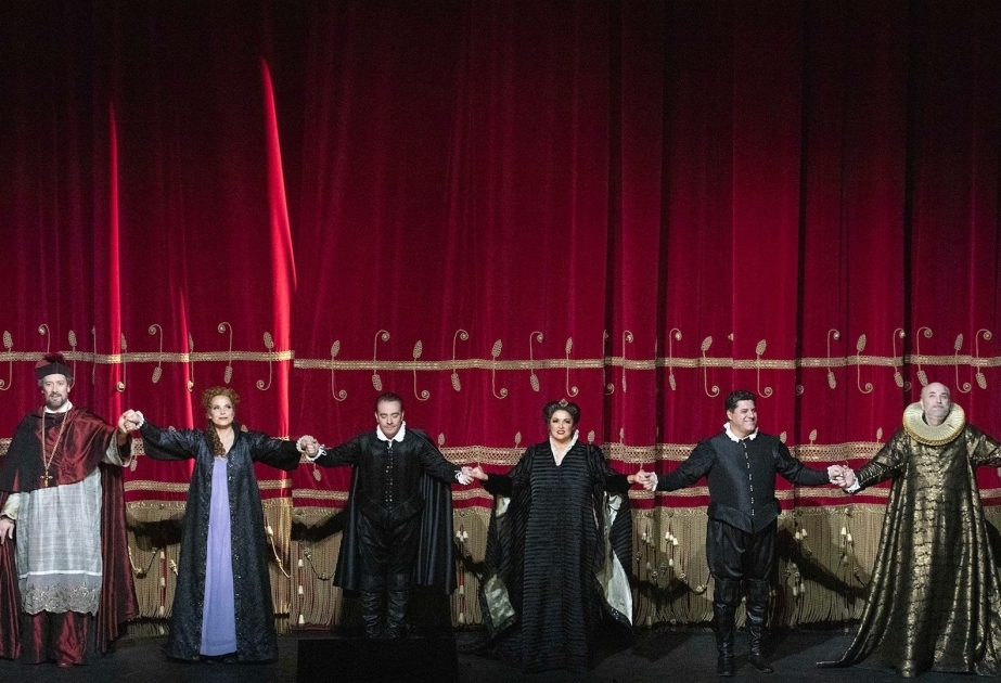 Milanın “La Skala” teatrı mövsümü Verdinin operası ilə açır