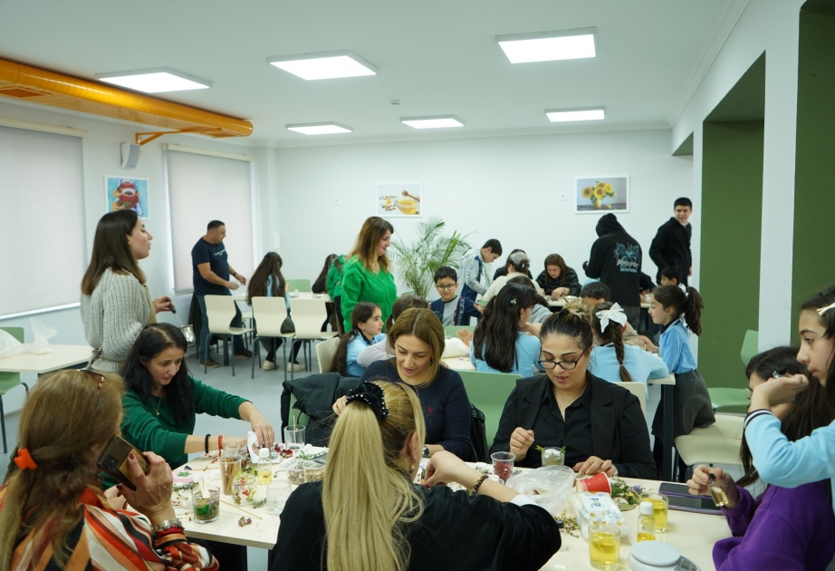 Laçınlı xanımların və uşaqların düzəltdiyi əl işləri Yeni il yarmarkasına çıxarılacaq VİDEO