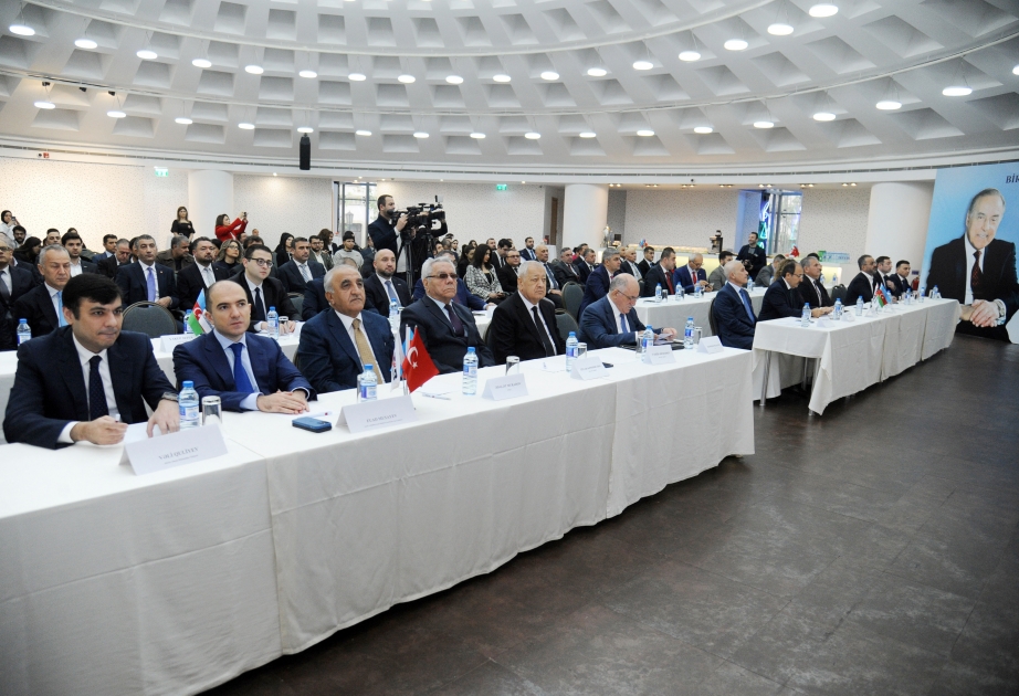 “Heydər Əliyev 100 - Bir millət, iki dövlətin iş dünyası” mövzusunda konfrans keçirilib