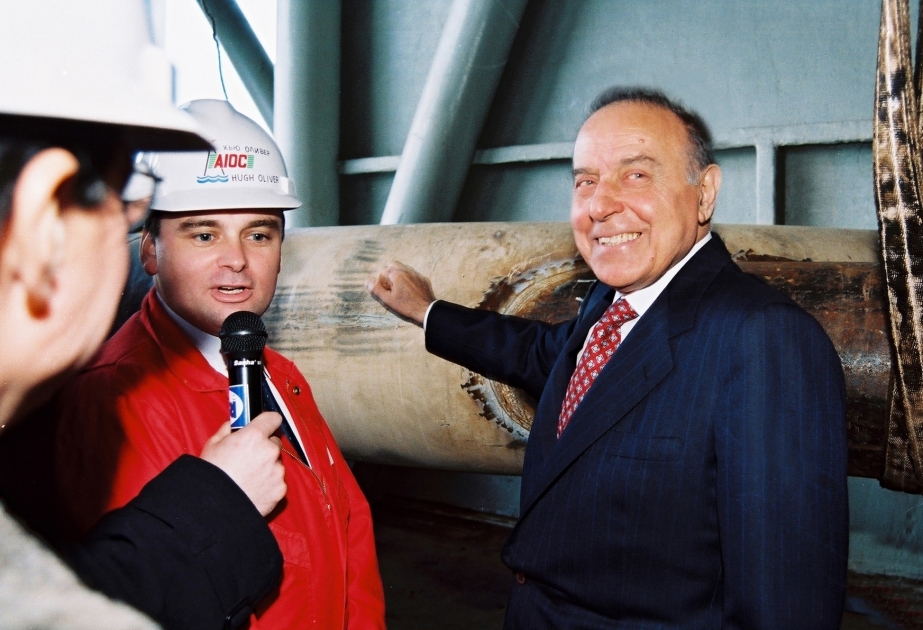 Moments d’une vie dédiée au peuple : novembre 1997