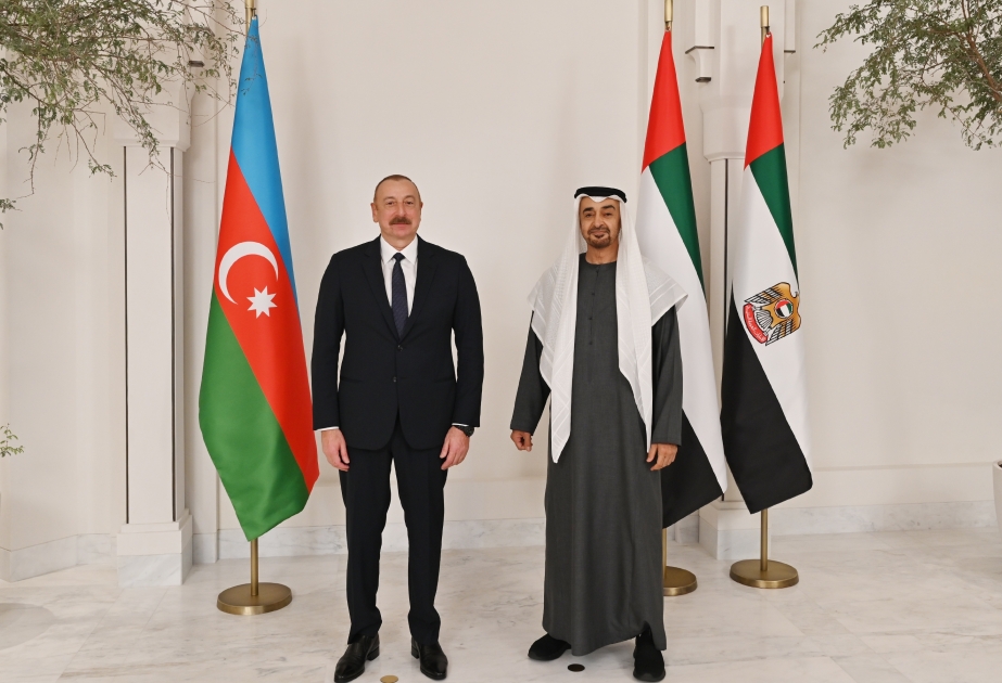 阿塞拜疆与阿联酋两国总统通电话