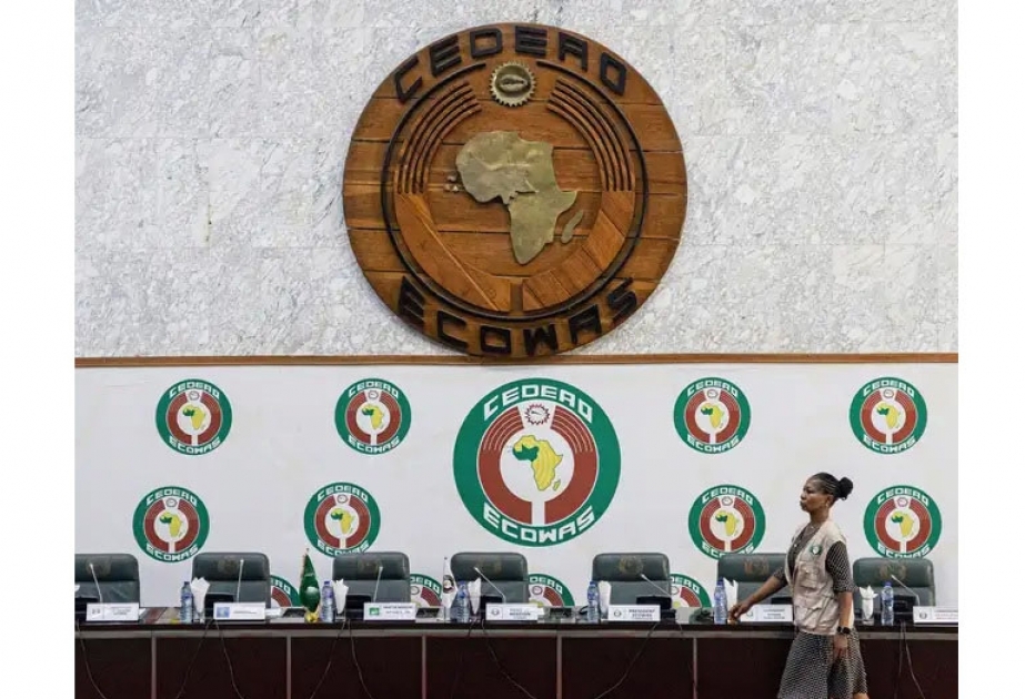 ECOWAS Nigerə qarşı sanksiyaları uzadıb