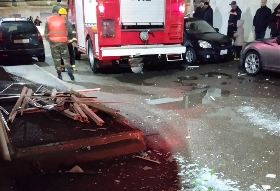Abşeron rayonunda mənzildə partlayış baş verib, bir nəfər xəsarət alıb
