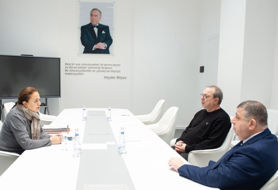 Mədəniyyət Nazirliyində türkiyəli tanınmış kinorejissor və ssenaristlə görüş olub