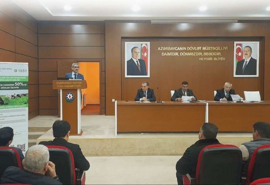 Aqrar Sığorta Fondunun nümayəndələri Sabirabadda fermerlərlə görüşüblər