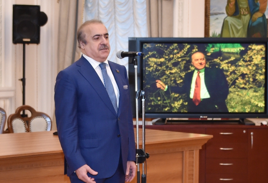 Ulu Öndərə həsr olunmuş elmi sessiya: “Əbədi ömrün ilk əsri”
