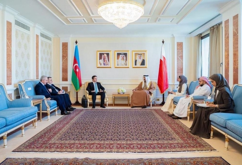 بحث الوضع الحالي وآفاق العلاقات الأذربيجانية البحرينية