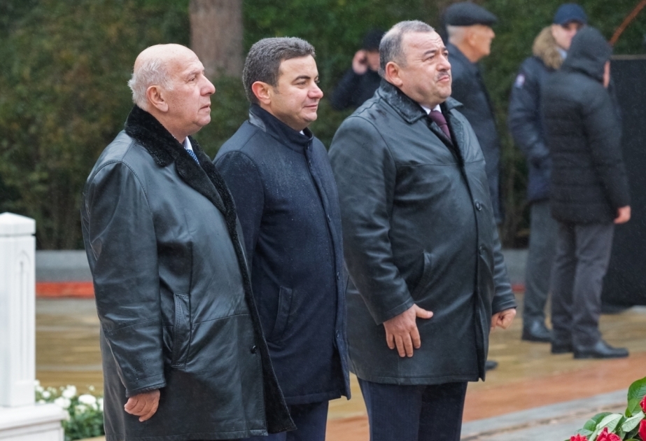 Коллектив AZAL почтил память общенационального лидера Гейдара Алиева