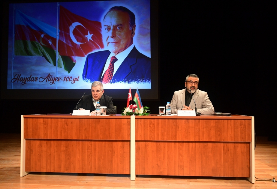 Eskişehirdə “Heydər Əliyev 100-cü il” mövzusunda anım mərasimi keçirilib